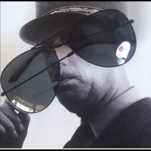 NWT aviator dark metal sunglasses